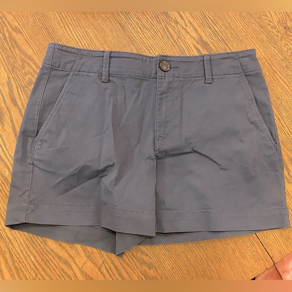NWOT LOFT Shorts - Picture 1 of 5